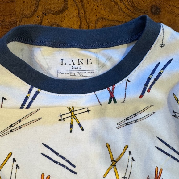 Lake Pajamas ski theme - Picture 3 of 4
